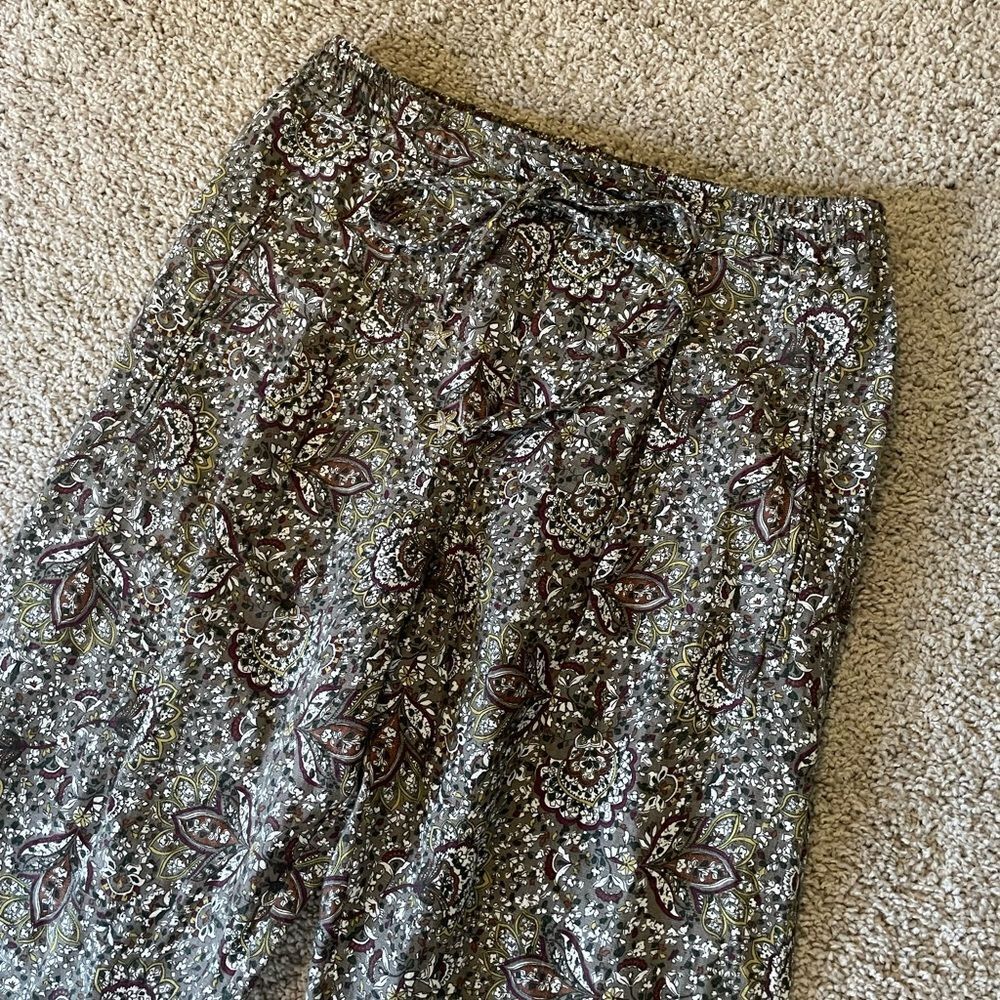 Zara Patterned Pants - Picture 2 of 5